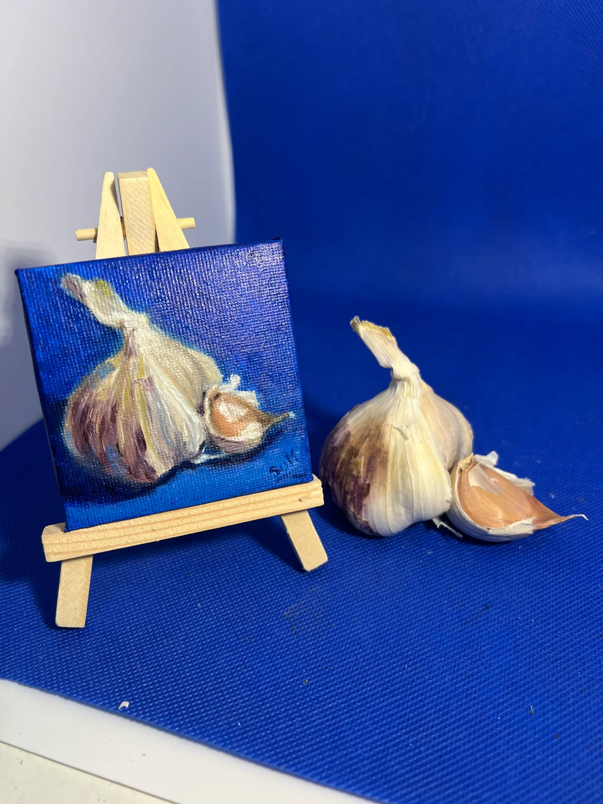 Garlic — original miniature oil painting on canvas